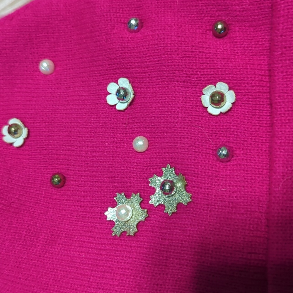 Pink embellished bling winter beanie hat - Picture 3 of 3